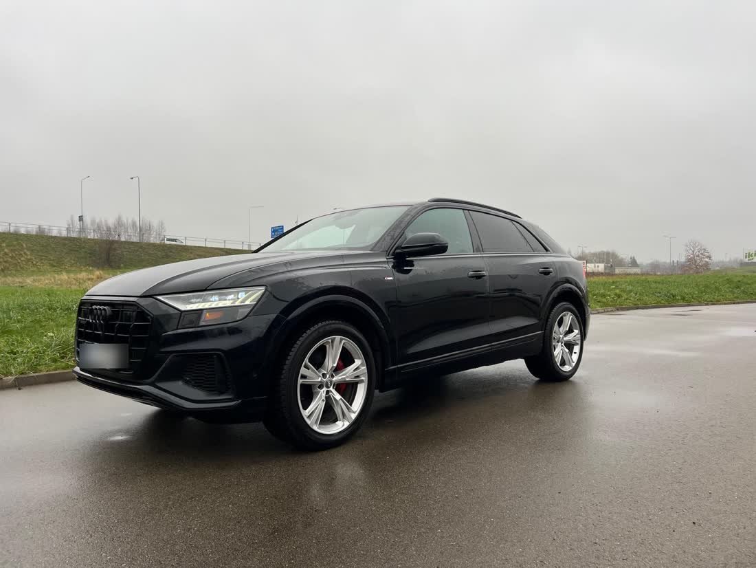 Audi Q8